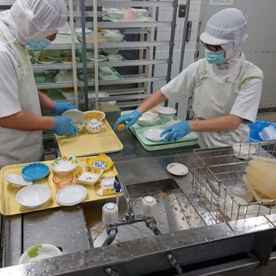 富山赤十字病院　食器洗浄業務